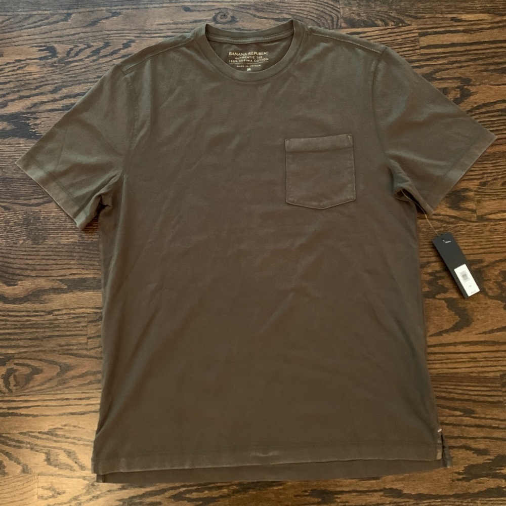 Men’s Banana Republic Authentic Tee